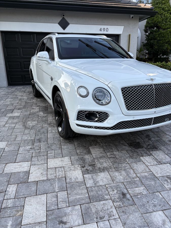White Bentley Bentayga detailed by Dany &mdash; Jupiter, FL