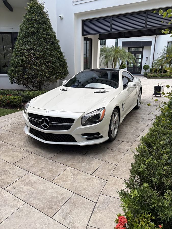 Mercedes-Benz SL roadster polished to a mirror finish by Dany